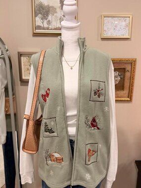 Vintage Tradition Country Collection Embroidered Fleece Vest
